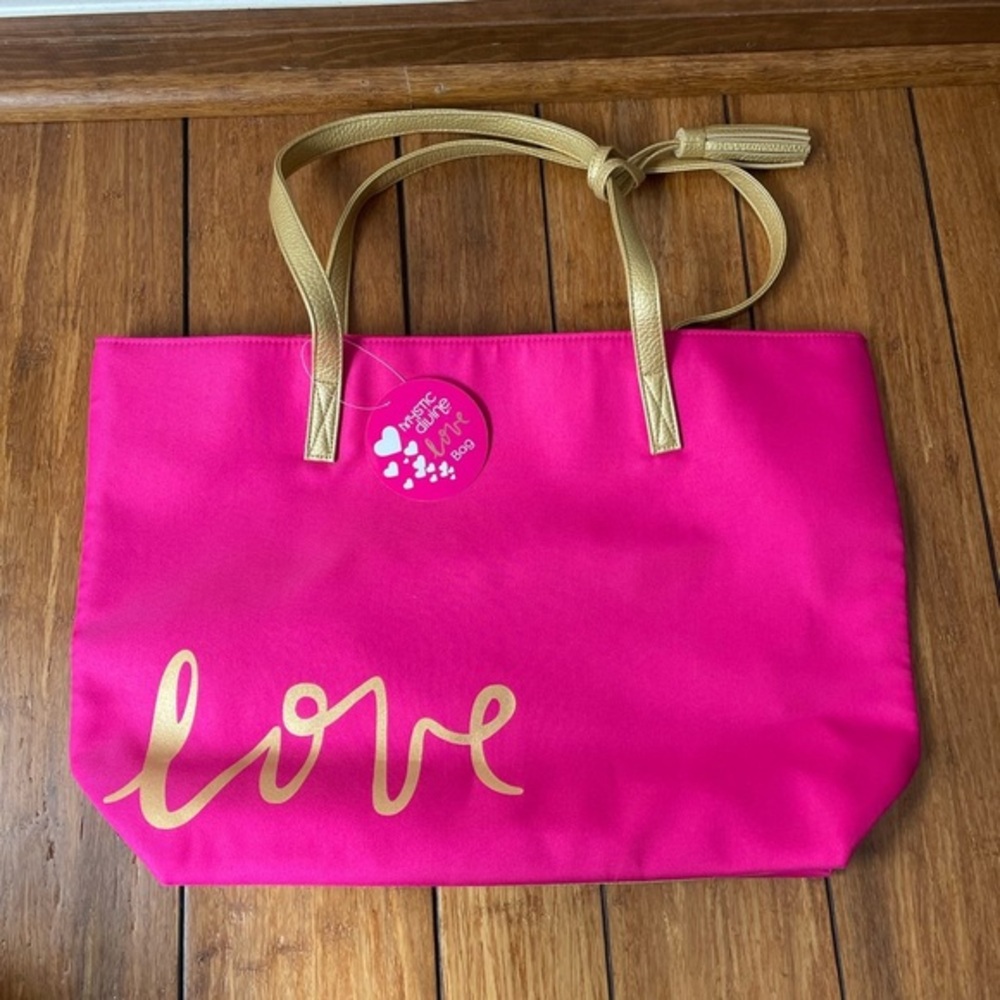 NWT Hot Pink Mystic Divine Beach Bag​